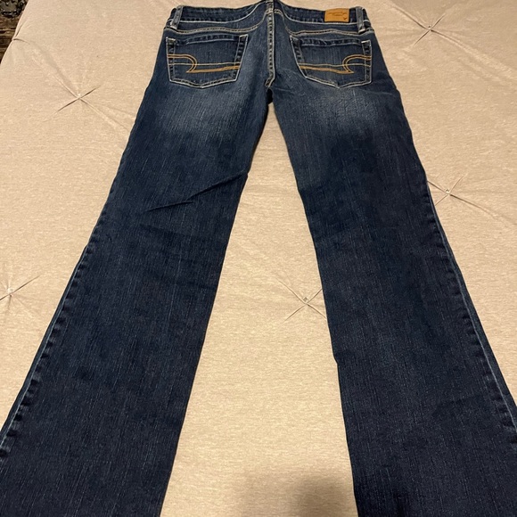 American Eagle Favorite Boyfriend jeans size 6 - Picture 2 of 3